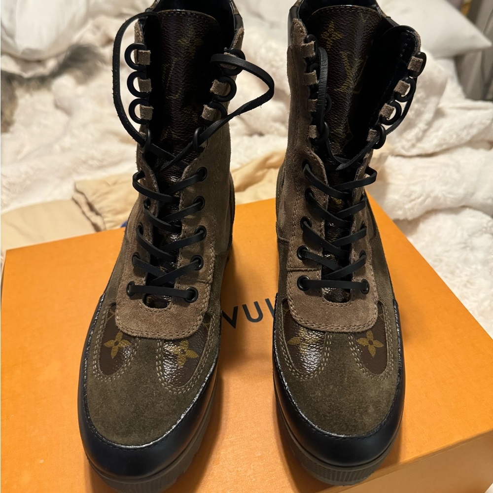 Laureate Platform Desert Boot - image 2